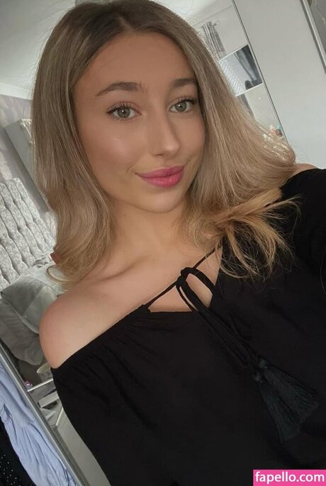 Chlo Matt onlyfans content