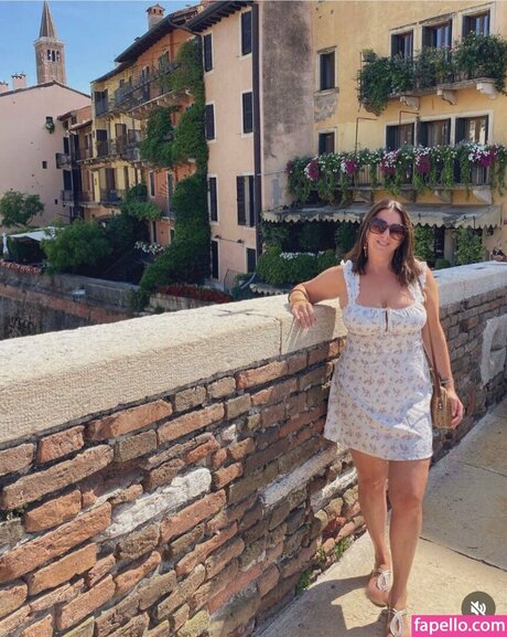 Kate Harrison onlyfans model photos