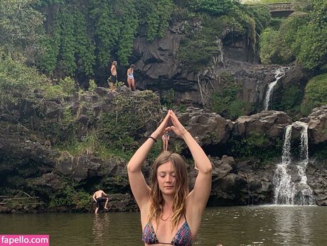 Billie Lourd only fans nude leaks