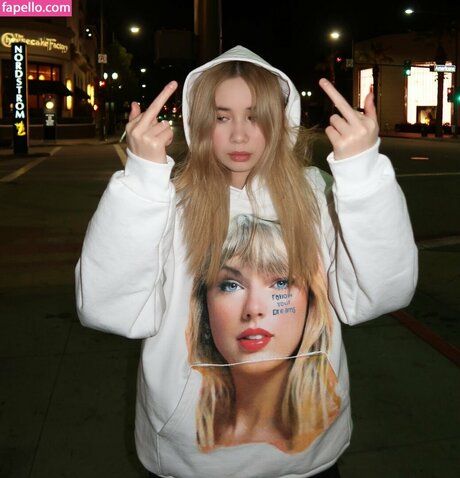 Liltaybepoppin porn only fans