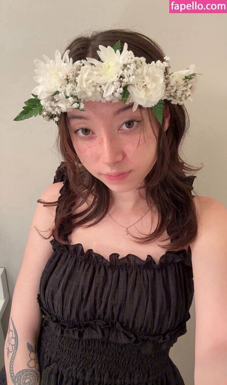 kaerisake onlyfans naked leaked