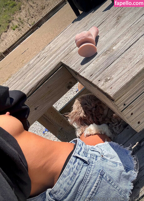 Livromanoo onlyfans tits