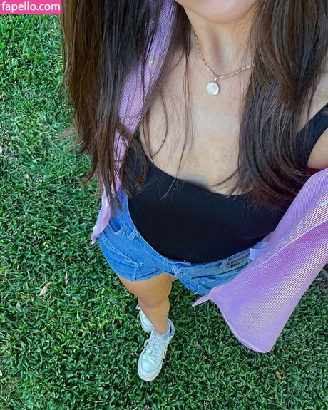 Katie Thompson leaked onlyfans.