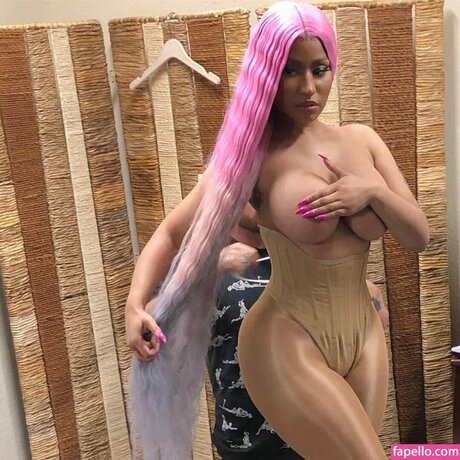 Nicki Nipples onlyfans star