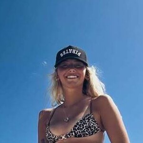 Emilee Axelsson onlyfans leaked pictures