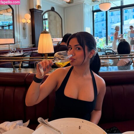 Avneet Kaur leaked only fans nudes