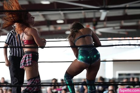 Kaci Lennox onlyfans