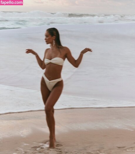 Michaela Wain onlyfans leaj