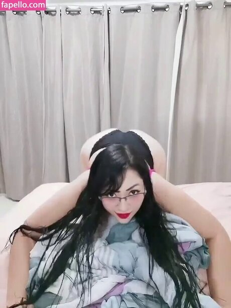 Virydinthemirror onlyfans content type