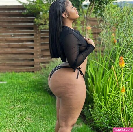 littest 2001 only fans photos