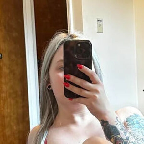 Araya Rose onlyfans leaj