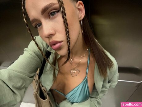 Dasha Grivina onlyfans porn