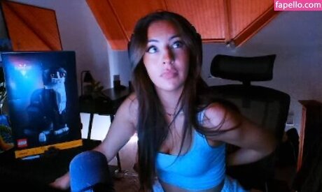 Honeyxxo onlyfans picture