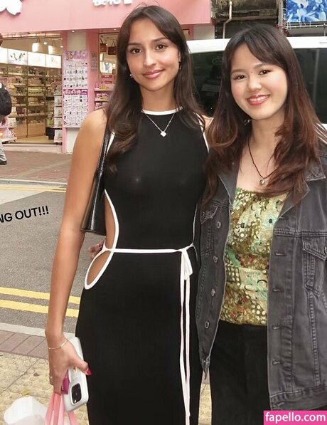 Alexandra Saint Mleux only fans sex