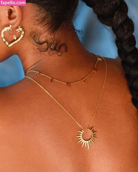 Jasmine Chola fans only