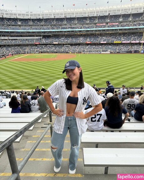 Izzy Moreno free only fans