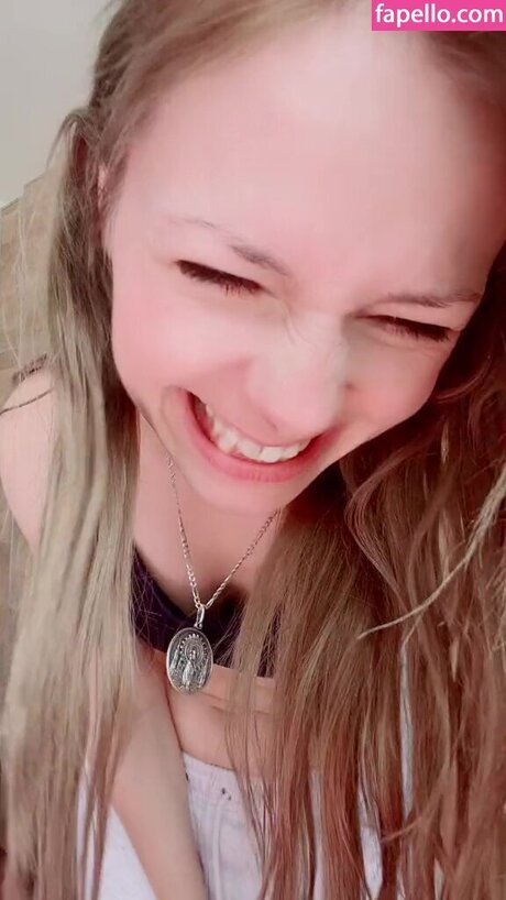 SmileyDani158 onlyfans archive