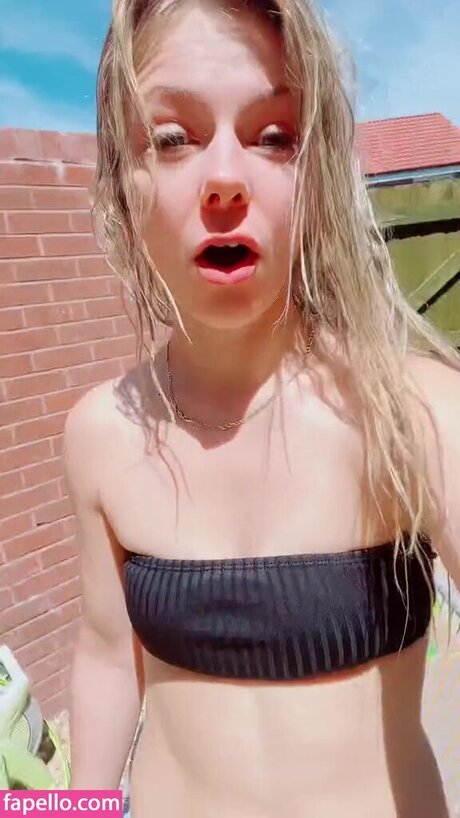 SmileyDani158 onlyfans nudes leaked