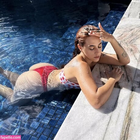 Laura Romero onlyfans leams