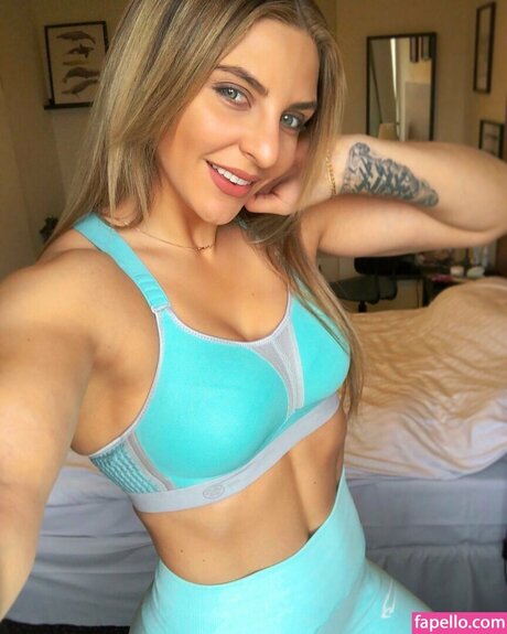 Christina Hammer onlyfans fotos