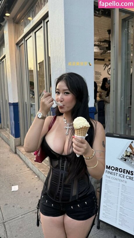 ZonxKaru onlyfans leaked sex