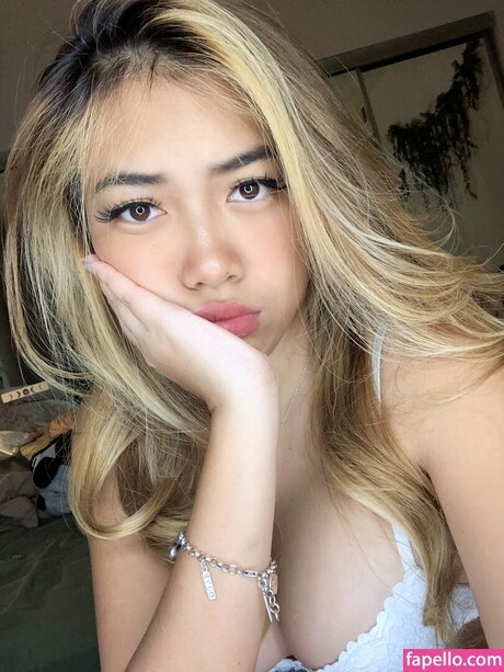 Samantha Salonga onlyfans nudes leaks