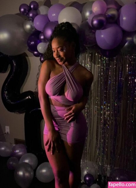 Deb Smikle onlyfans posts