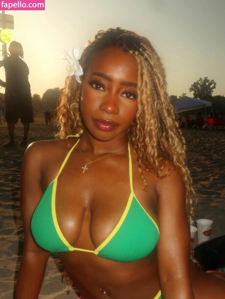 Deb Smikle onlyfans leak nudes