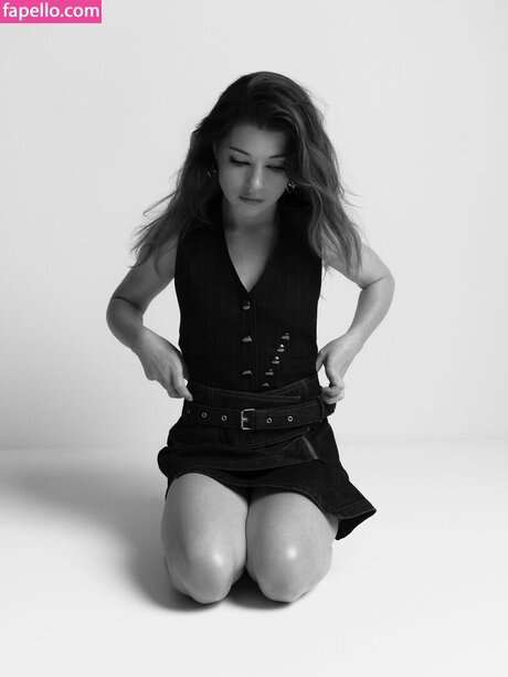 Katie Douglas nude onlyfans