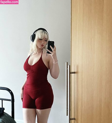 kvwviiju strip onlyfans