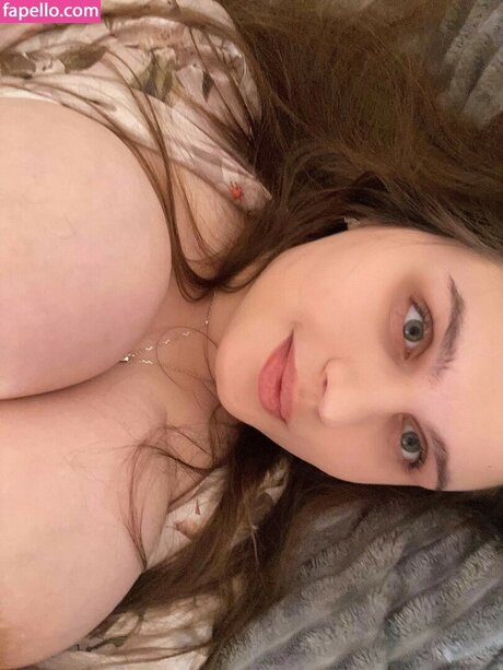 ___kuvalda___ onlyfans leaked.