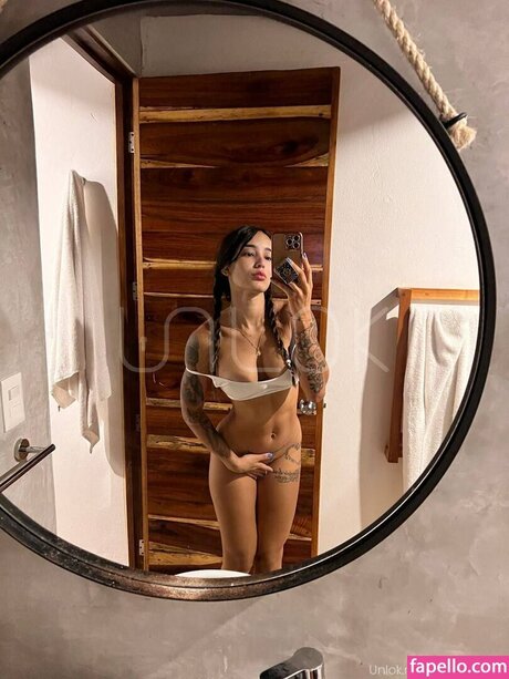 Laura Madrid onlyfans naked