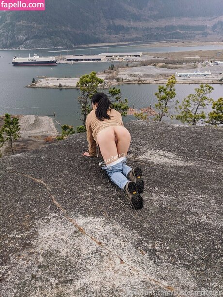 african onlyfans exclusive portrait