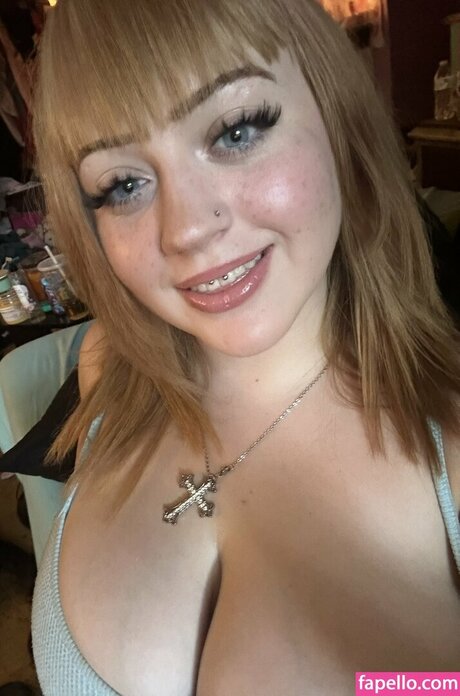 addii1uv onlyfans topless