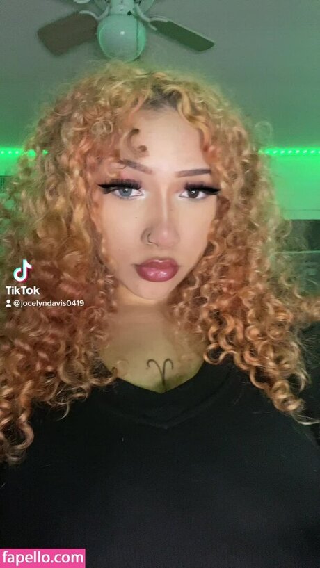 Jocelyn Davis419 onlyfans nude leak