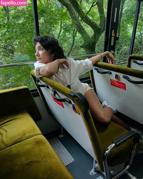 Ayb ke Pusat onlyfans topless