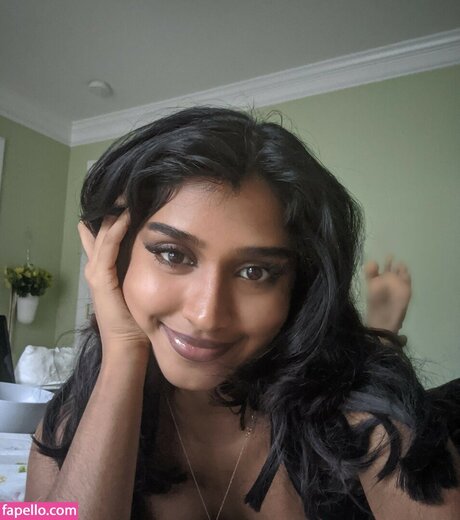 muscle onlyfans sex selfie