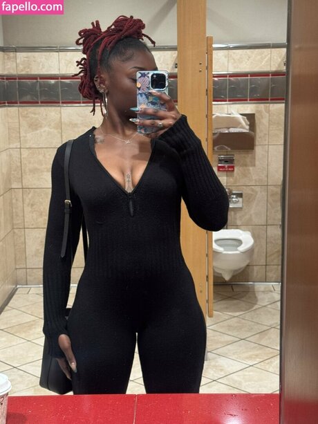 Locdbree onlyfans strip