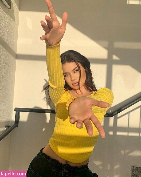 Dhurata Dora onlyfans sexy