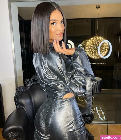 Dhurata Dora onlyfans leakd