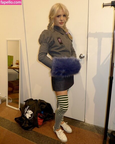 Kat Madeira feet onlyfans