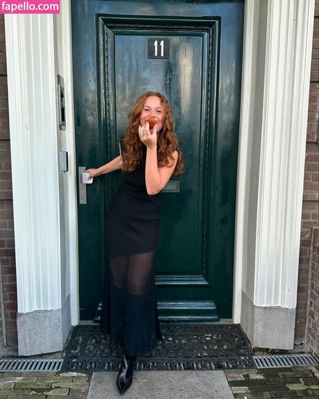 Rhode Kok onlyfans public photos