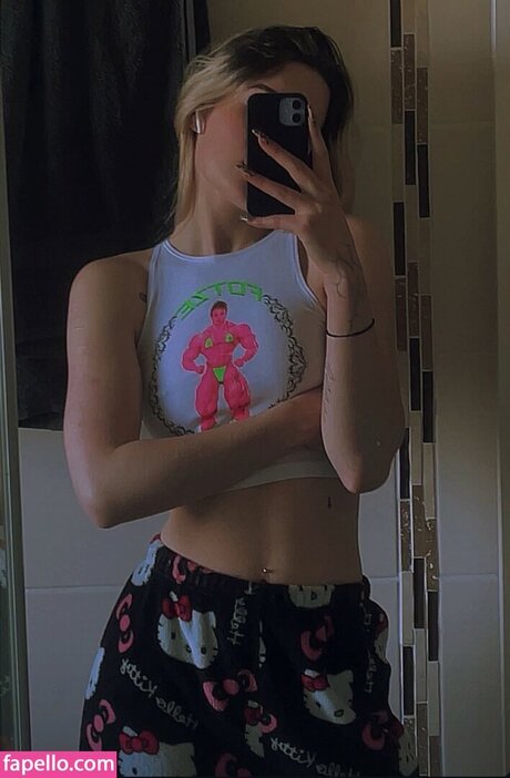 sky stn_ onlyfans leams