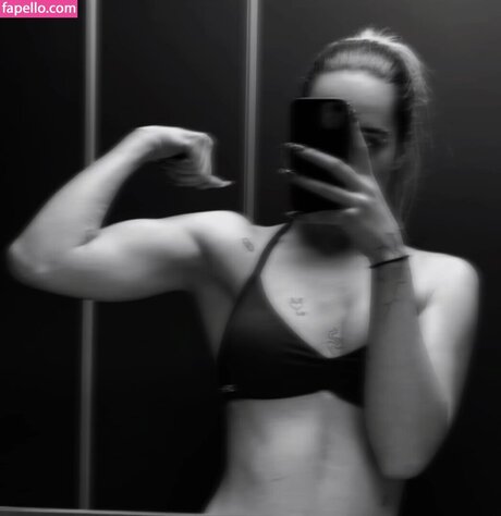 sky stn_ nude only fans leaks