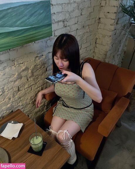 nianx1 onlyfans nudes