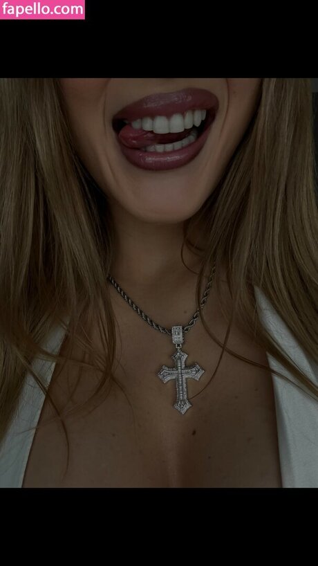 Oliwia Petryna naked onlyfans leak