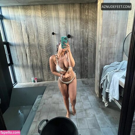 Carlyn Romero onlyfans nude leaked