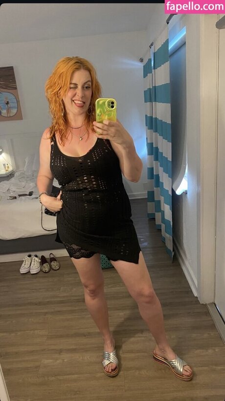 Emily Fleming onlyfans nude tits