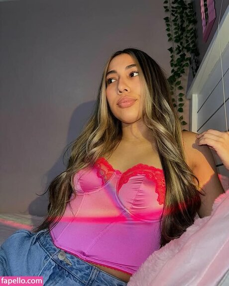 Mia Bosman onlyfans leams