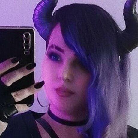 Alys Nox onlyfans leaked.